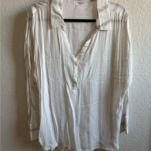 Carly Jean Los Angeles Cream Long Sleeve Blouse